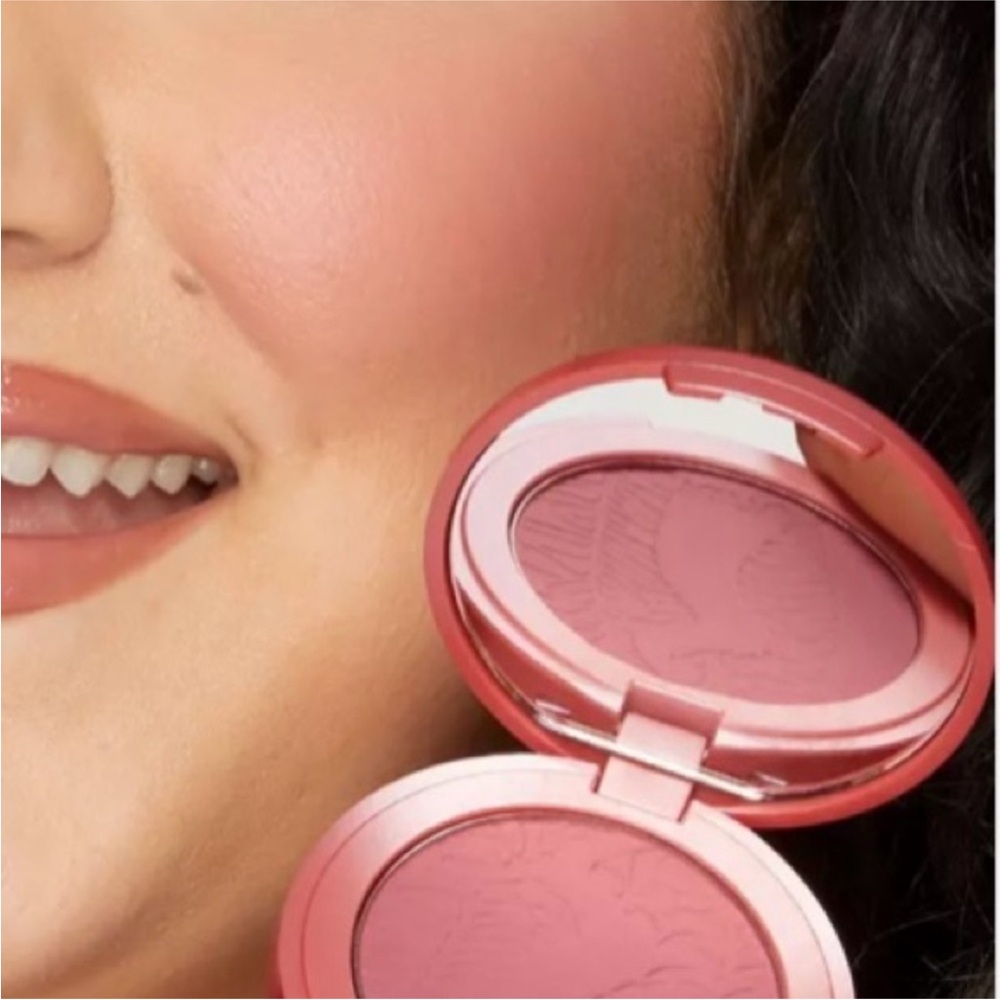Tarte Amazonian Clay 12-Hour Blush Charmed - Picture 10 of 14